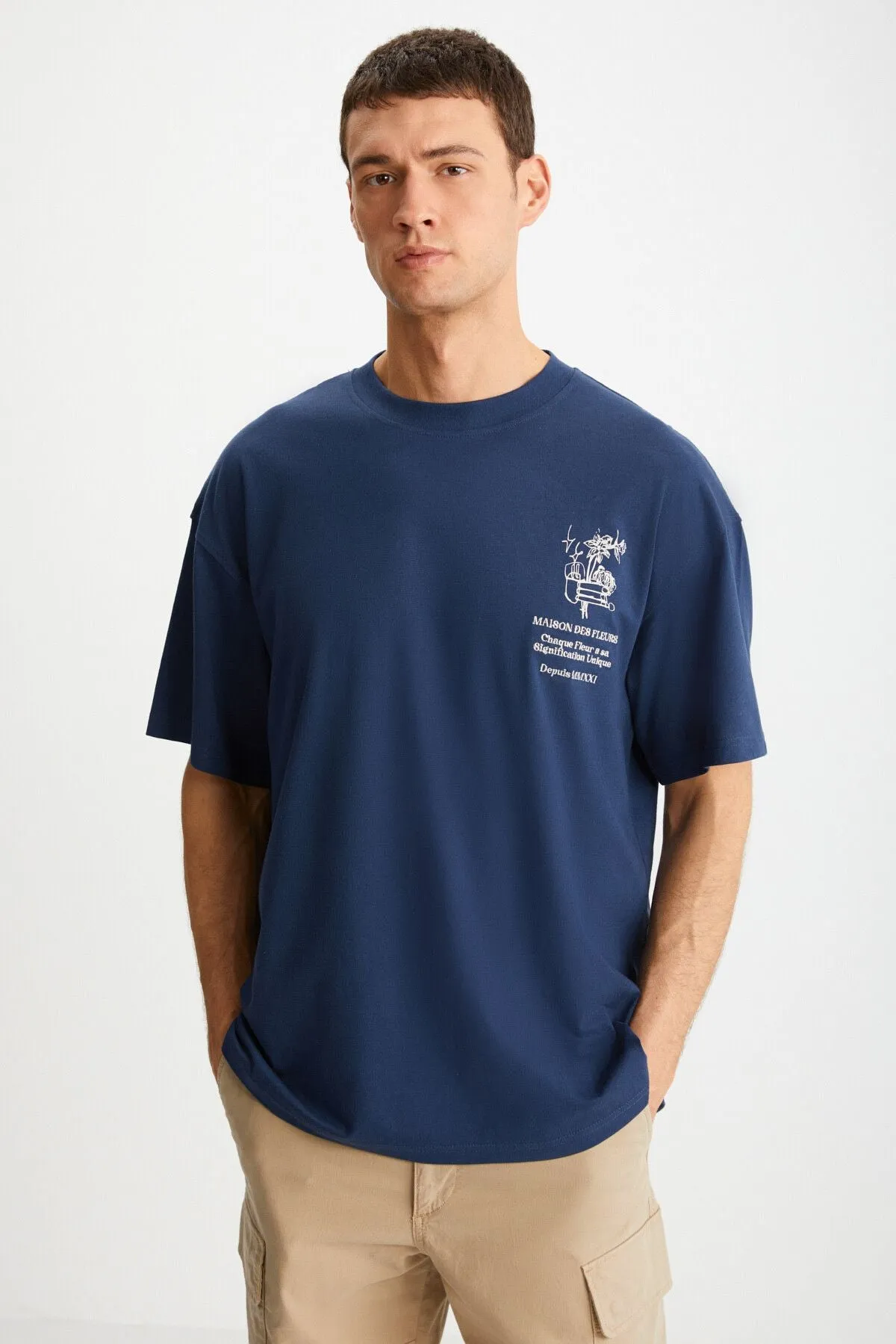 ALONZO Erkek Oversize Fit 0 Pamuk Nakışlı Ve Baskılı Lacivert T-Shirt
