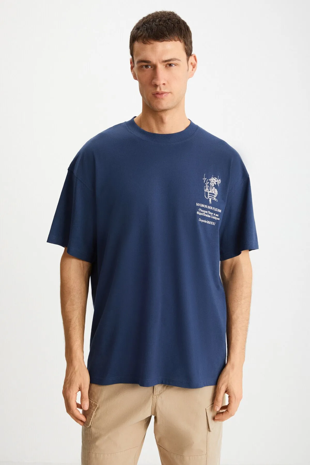 ALONZO Erkek Oversize Fit 0 Pamuk Nakışlı Ve Baskılı Lacivert T-Shirt