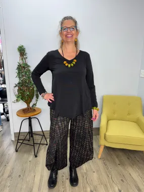 Black Vogue V-Neck Long Sleeve Demeter Top