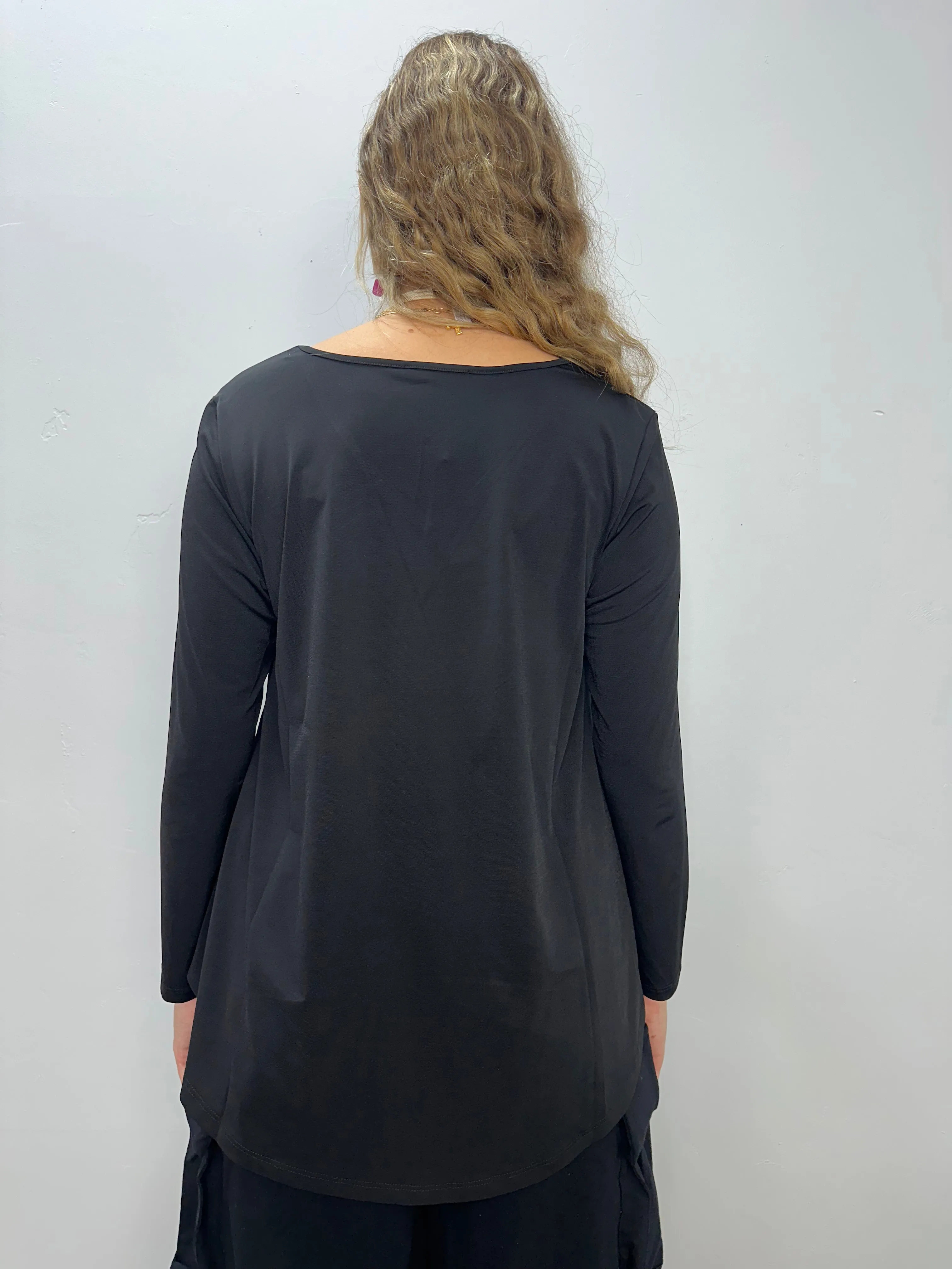 Black Vogue V-Neck Long Sleeve Demeter Top
