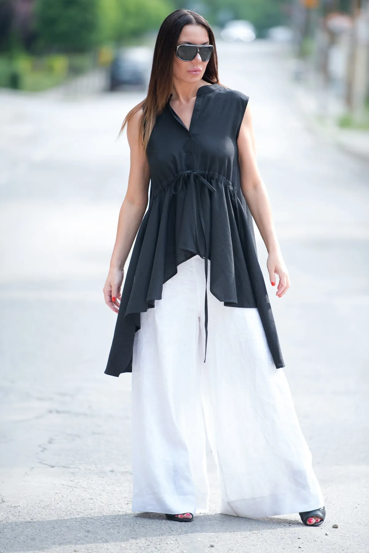 DANIELA Linen Asymmetric Top