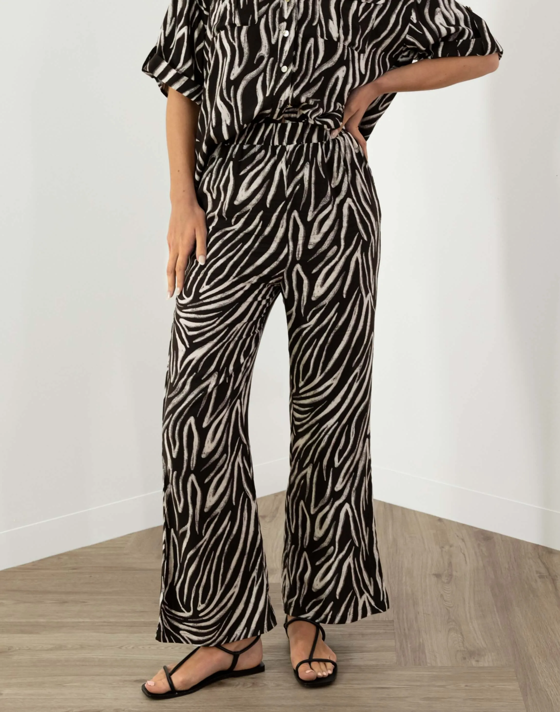 Diego Pants - High Waist Relaxed Pants - Zebra