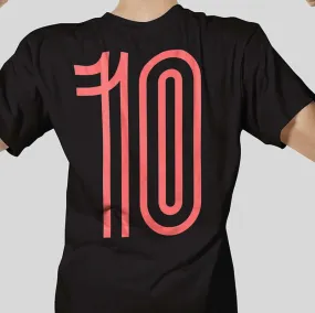 Free Women Wearing a Black T-Shirt Mockup
