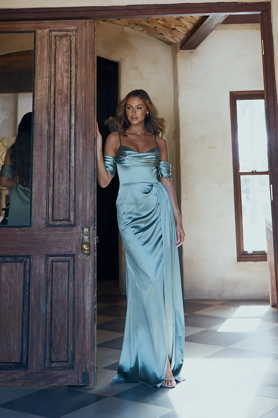 Leah Gathered Pleat Bridesmaid Dress – TO2323 Emerald