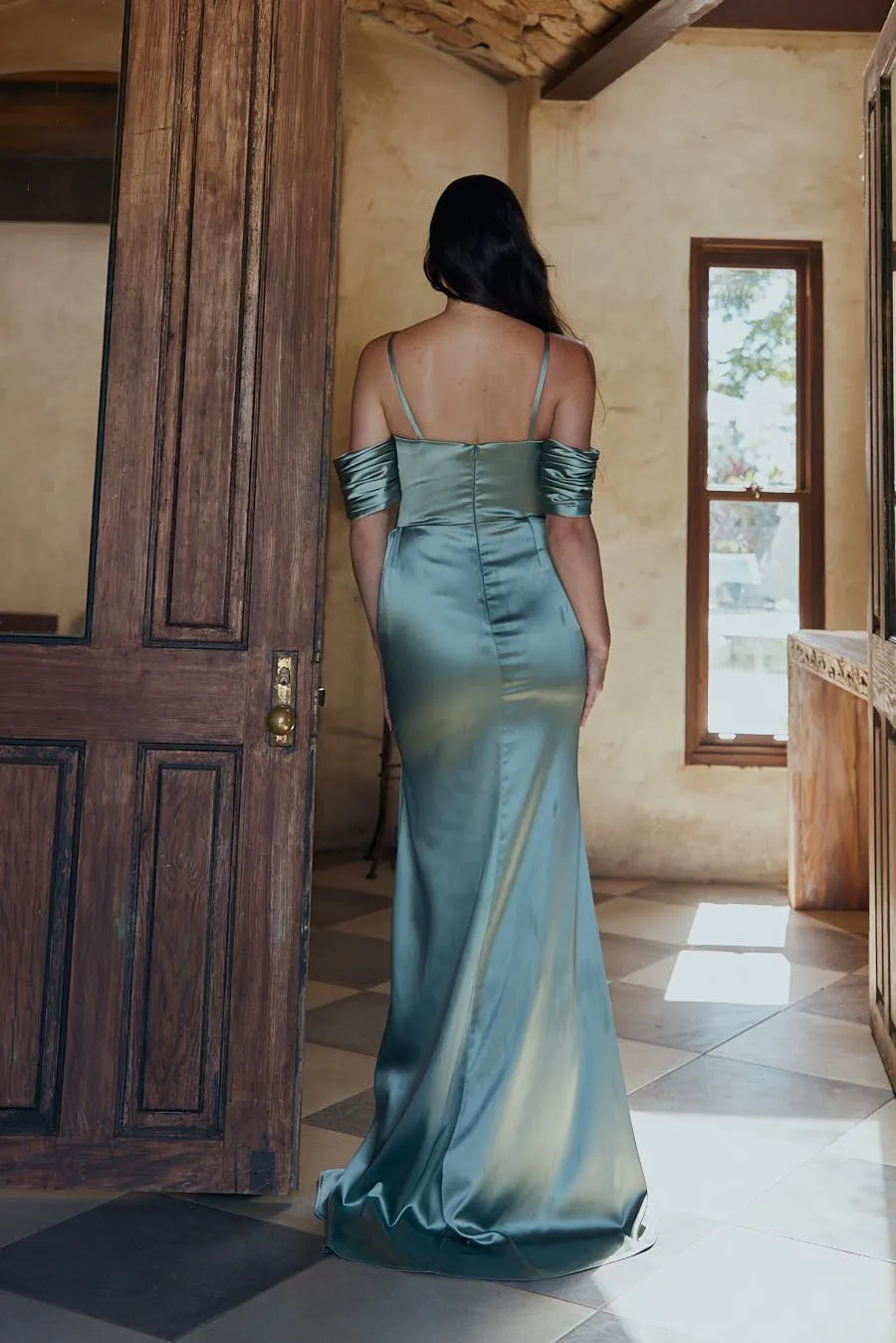 Leah Gathered Pleat Bridesmaid Dress – TO2323 Emerald