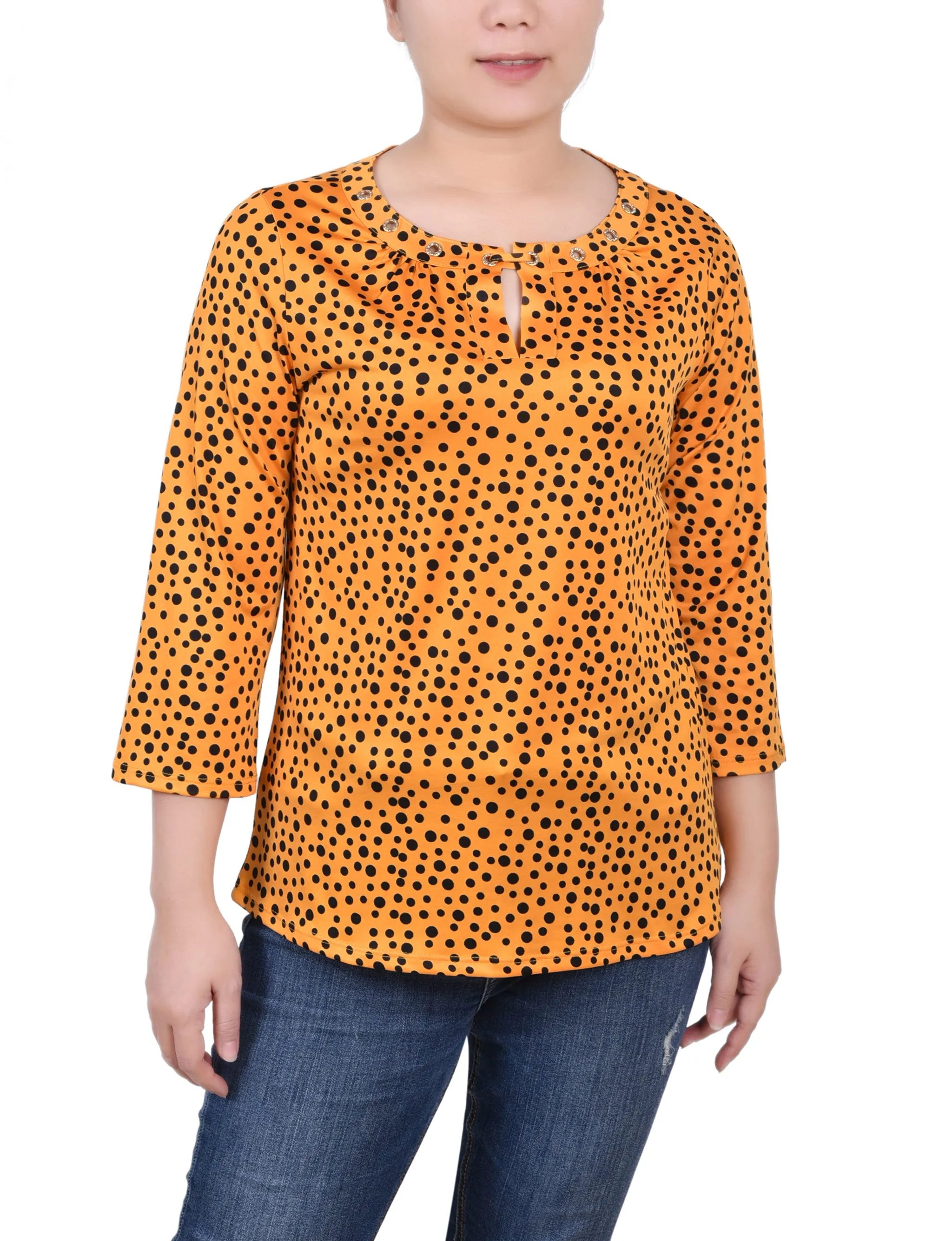 Petite 3/4 Sleeve Grommet Top