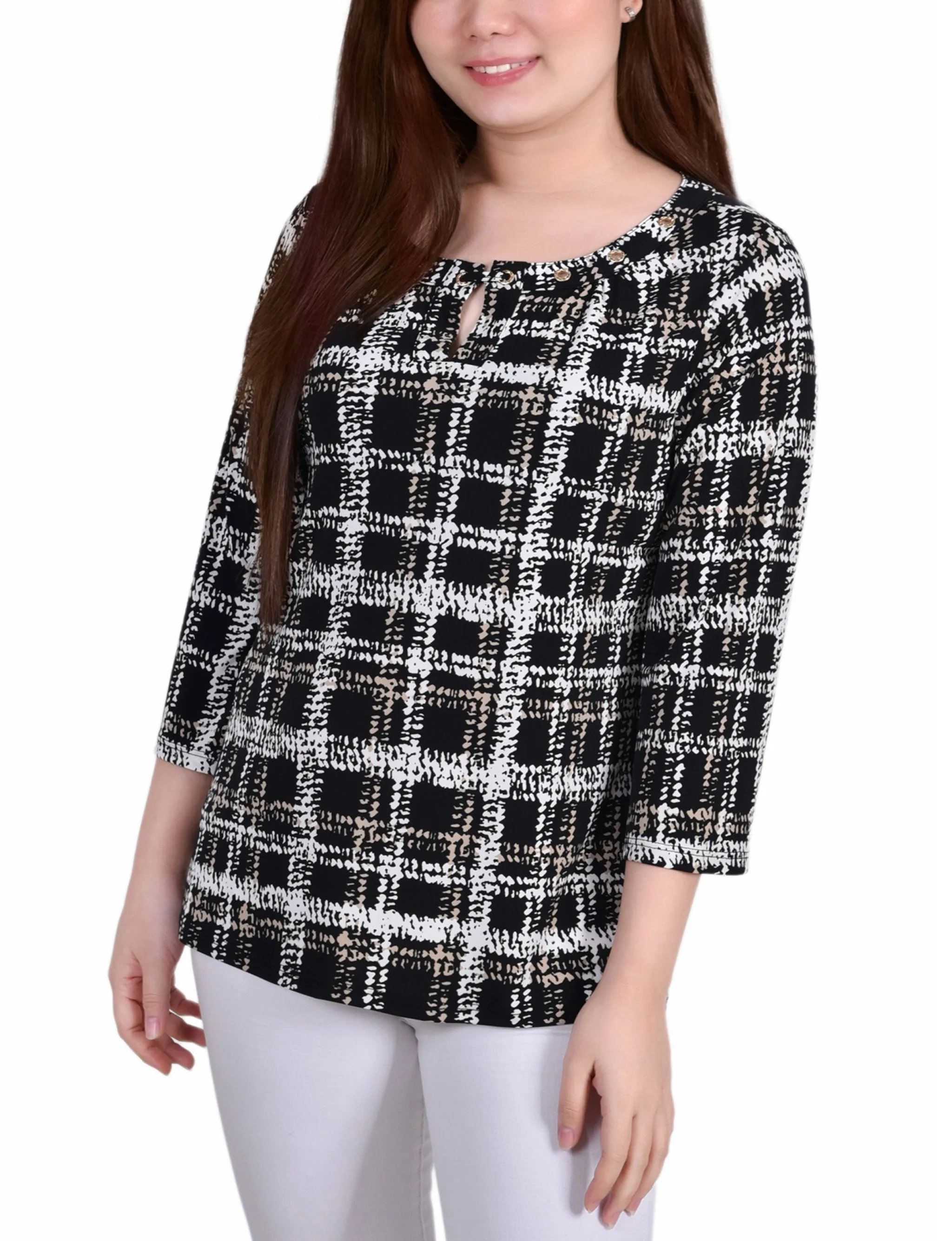 Petite 3/4 Sleeve Grommet Top