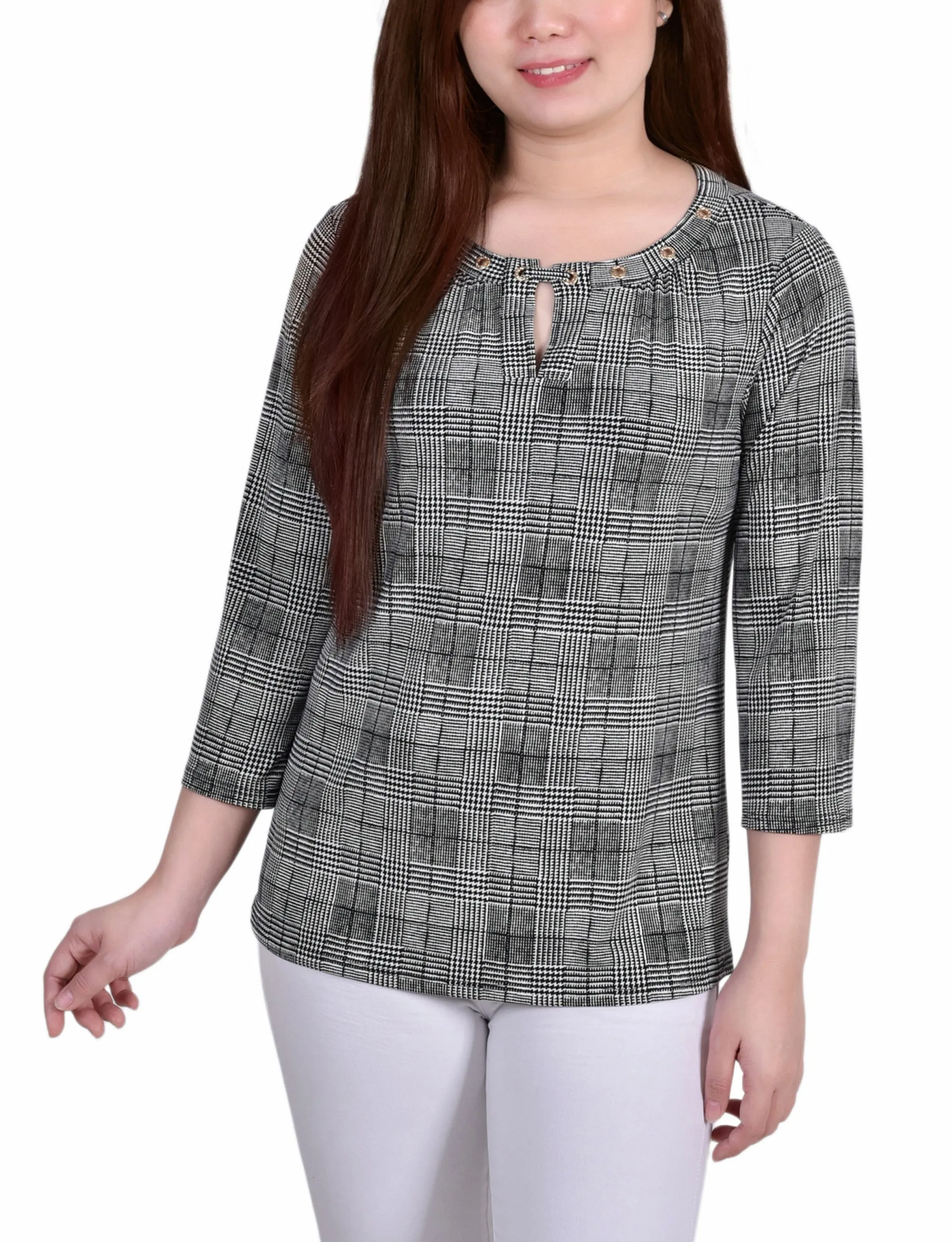 Petite 3/4 Sleeve Grommet Top