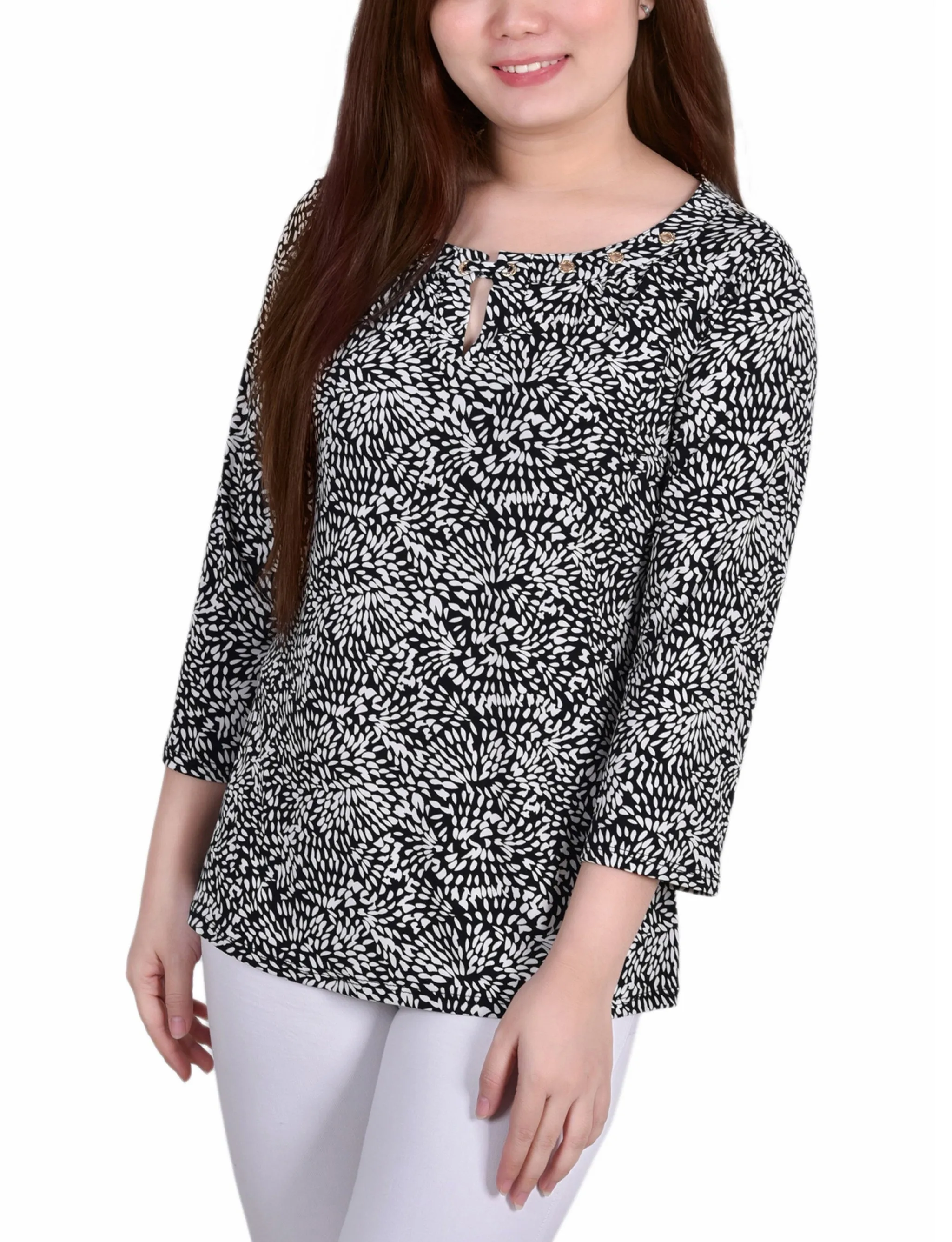 Petite 3/4 Sleeve Grommet Top