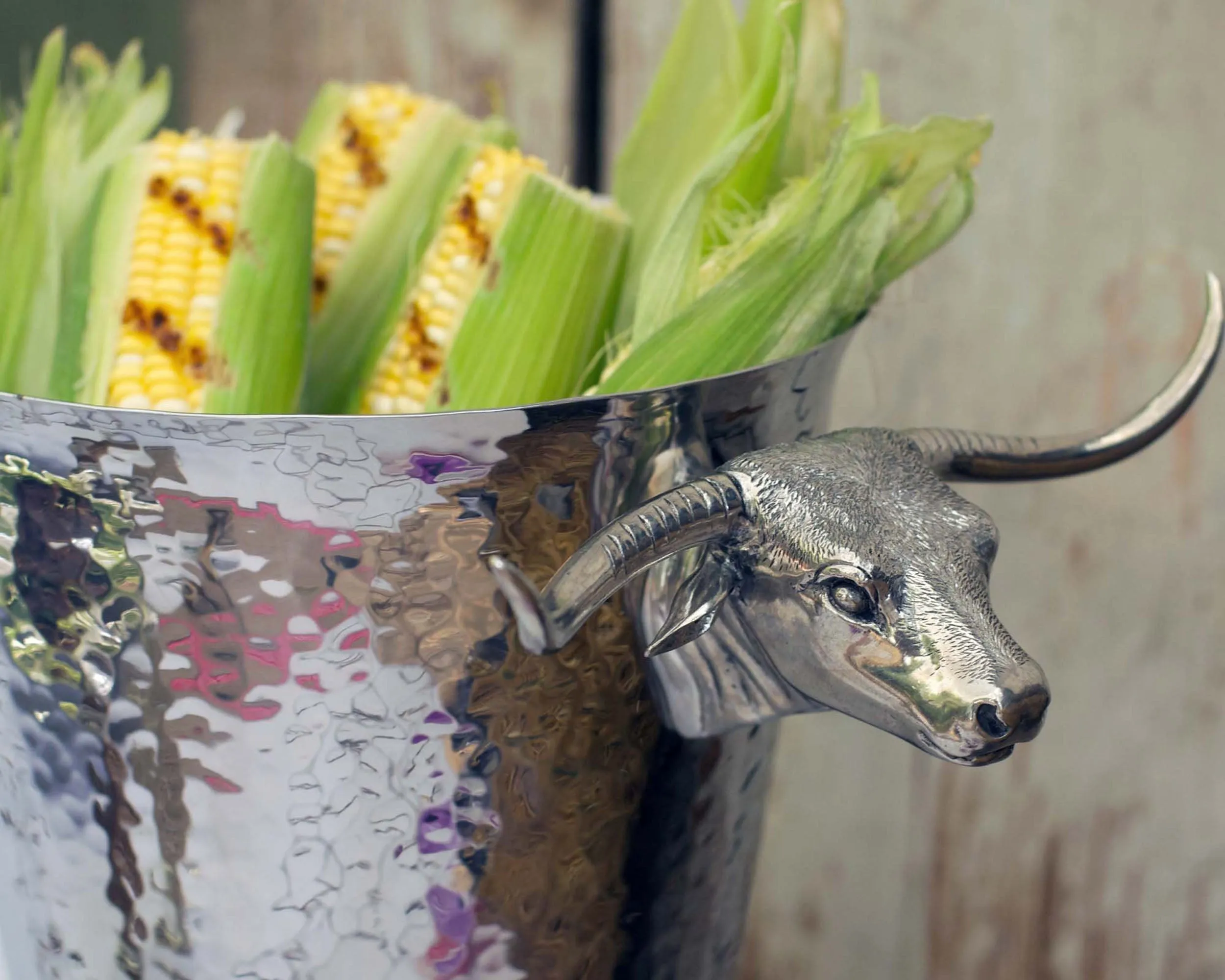STEEL ICE BUCKET WITH LONG HORN STEER HANDLES