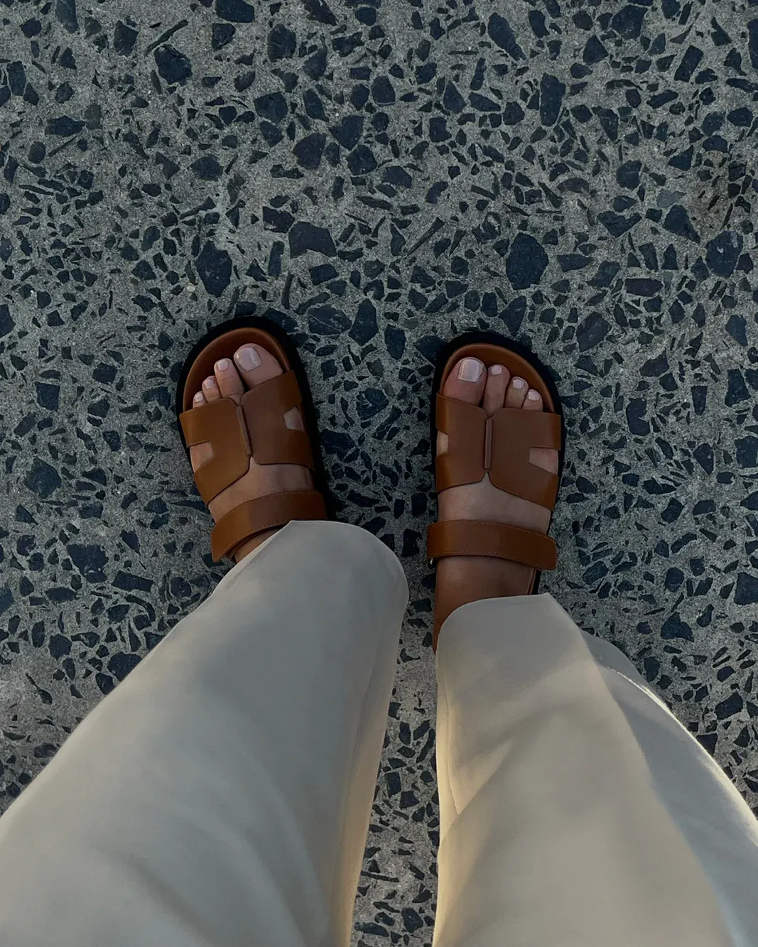 Theon Slide | Tan