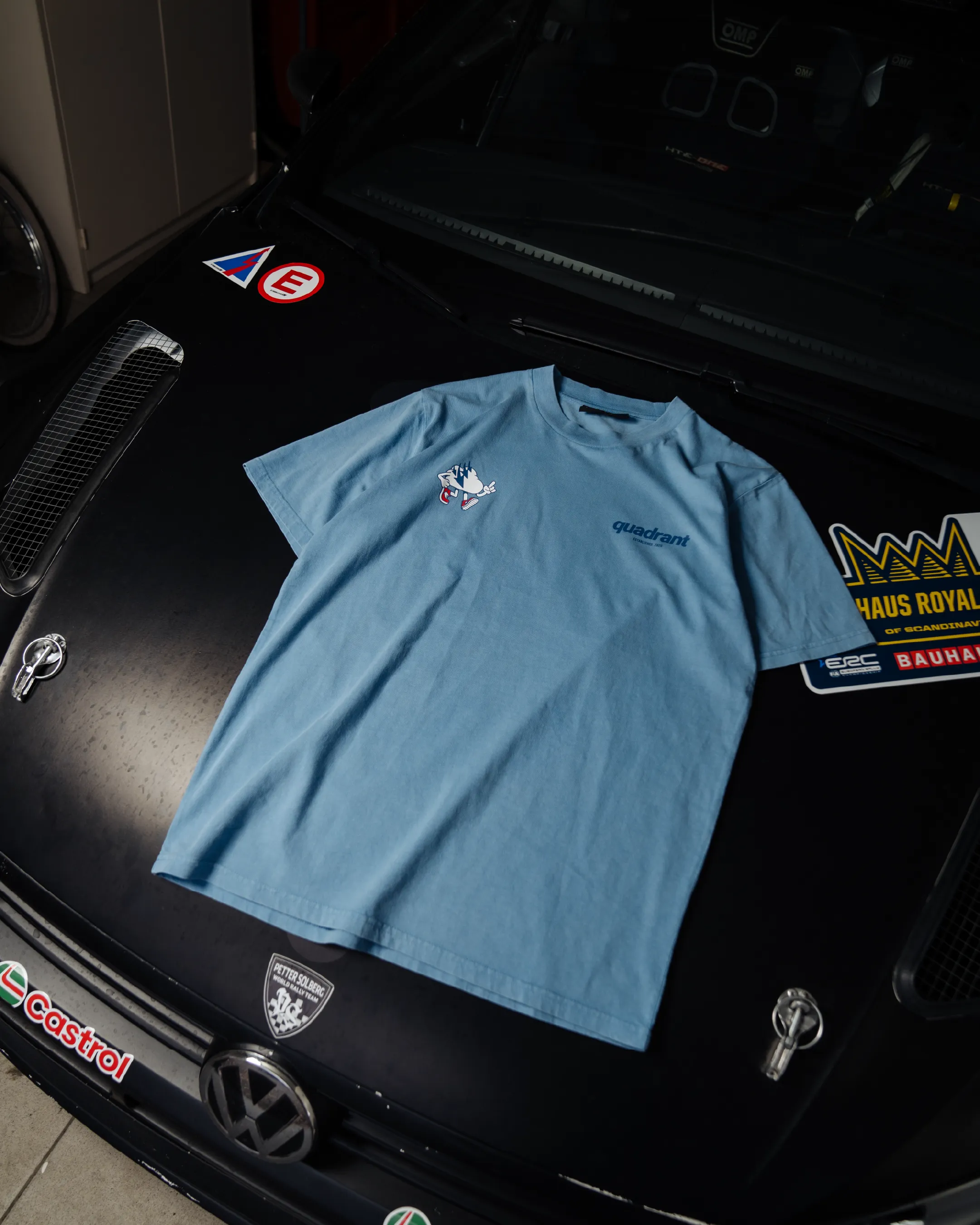WASHED BLUE MASCOT TEE
